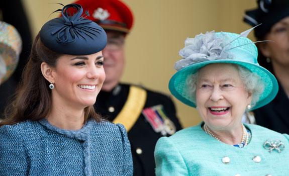 //ok__news_queen elizabeth kate middleton stacked