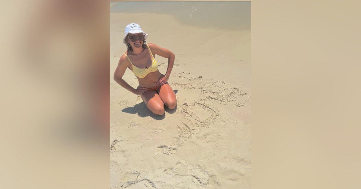 Jamie Lynn Spears Shows Off Her Tiny Bikini As She Lays in the Sand