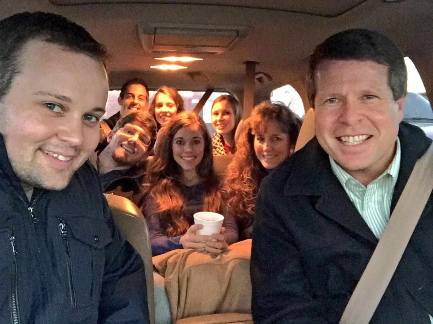 jim bob duggar handle things josh inappropriate touching minor child pornography trial