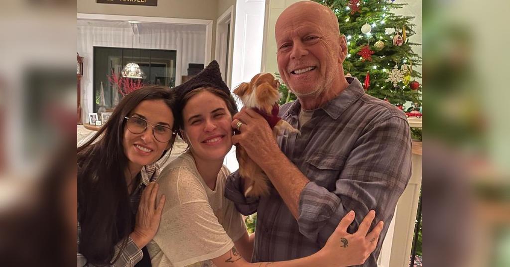 Bruce Willis Celebrates Holidays With Wife, Demi Moore, Kids: Photos
