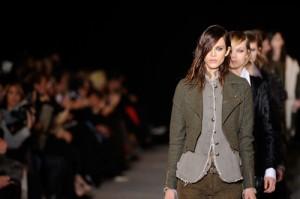 2011__02__diesel_feb15_422 300&#215;199.jpg