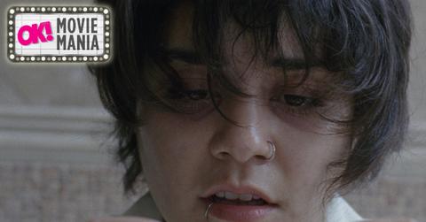 PREGNANCY TEST: VANESSA HUDGENS “APPLE” LOOKS AT TEST STRIP 3.tif