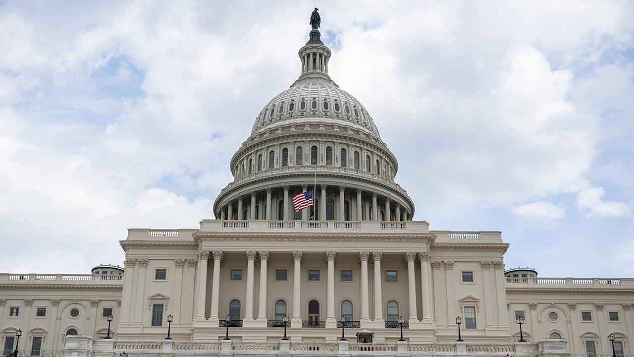 Image of A former conservative judge warns that there could be 'another Jan. 6' after the midterms.