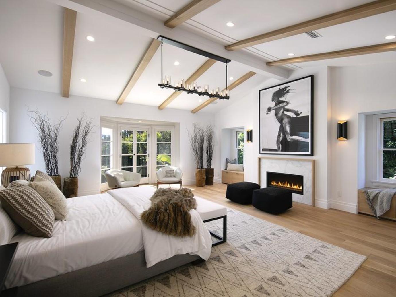 Justin Bieber & Hailey Baldwin's Beverly Hills Home For Sale: See Photos