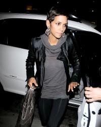 2010__10__wenn5563676 200×300.jpg