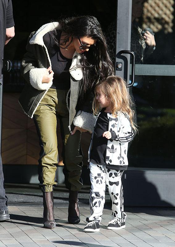 The Kardashian Girls Out For Lunch In Calabasas