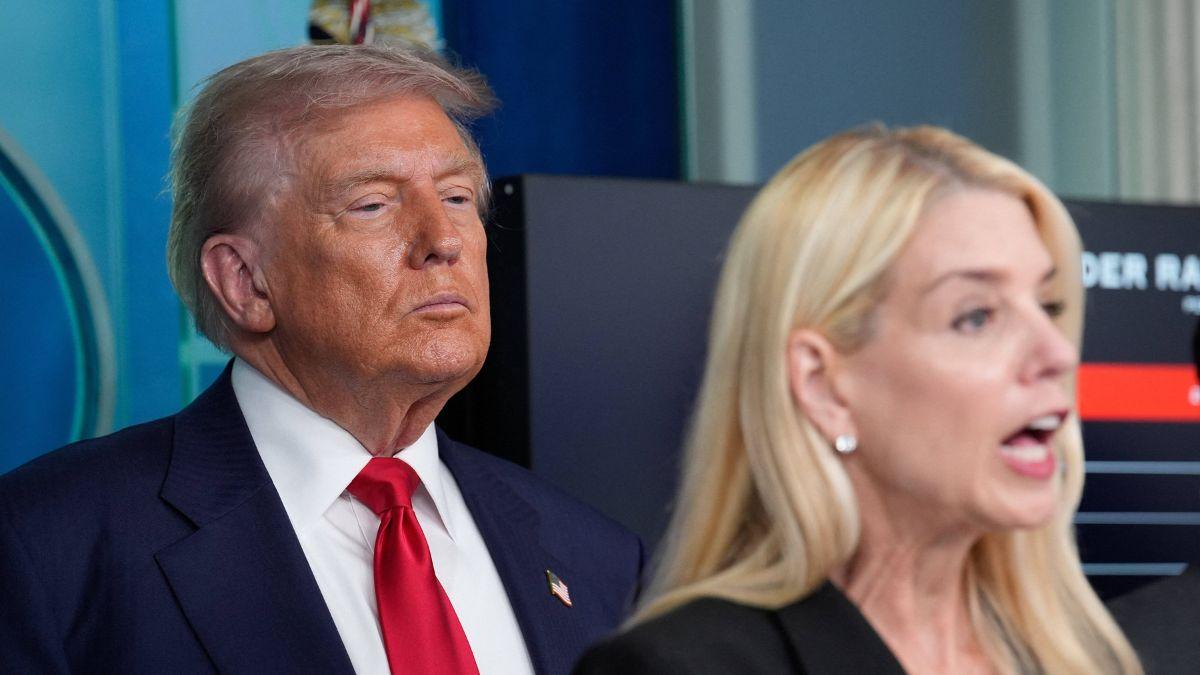 Photo of Joy Behar thinks Pam Bondi could end up in jail one day.