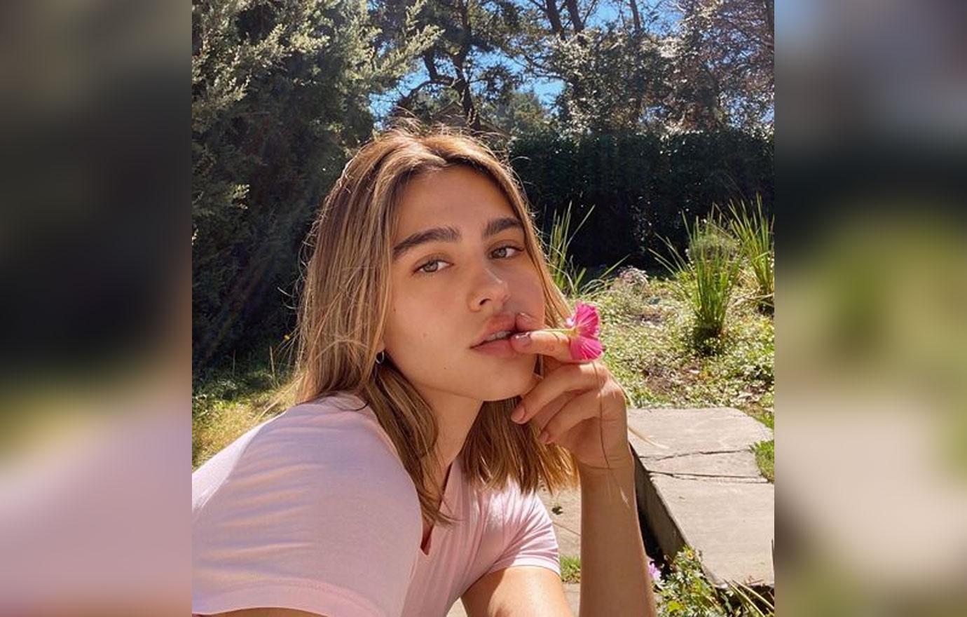 Amelia Hamlin Selfie: 5 facts about scott dicks new girl amelia hamelin