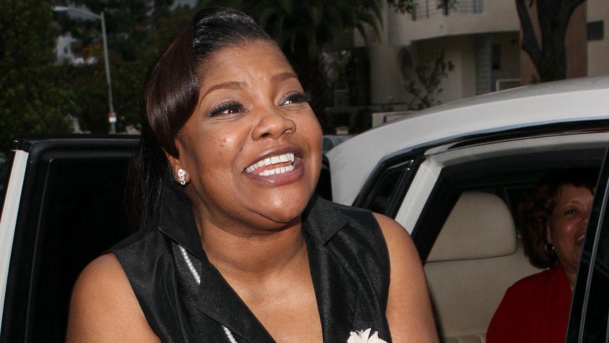 image of Mo'Nique warned that celebrities may be influencing everyday people.