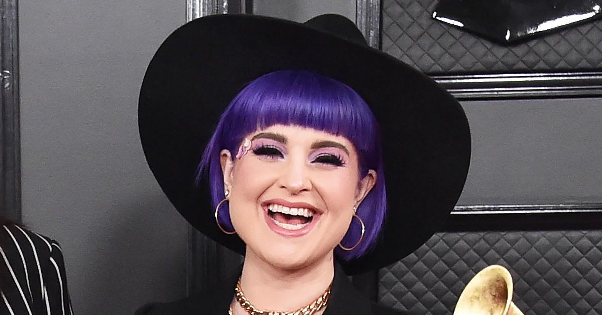 kelly osbourne celebrates five months sober on th birthday