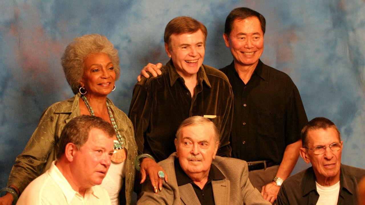 which original star trek stars are still alive surviving cast members