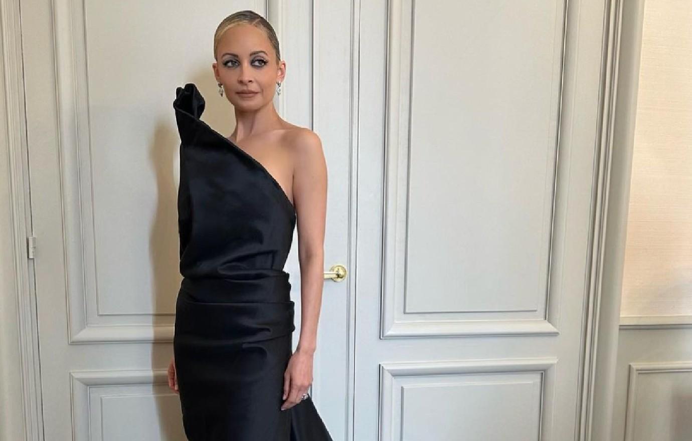 Nicole Richie Shares Stunning Pre-Wedding Snapshot Of Sister Sofia