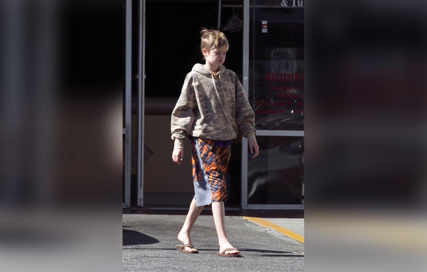 Vivienne shiloh jolie pitt la shopping 7