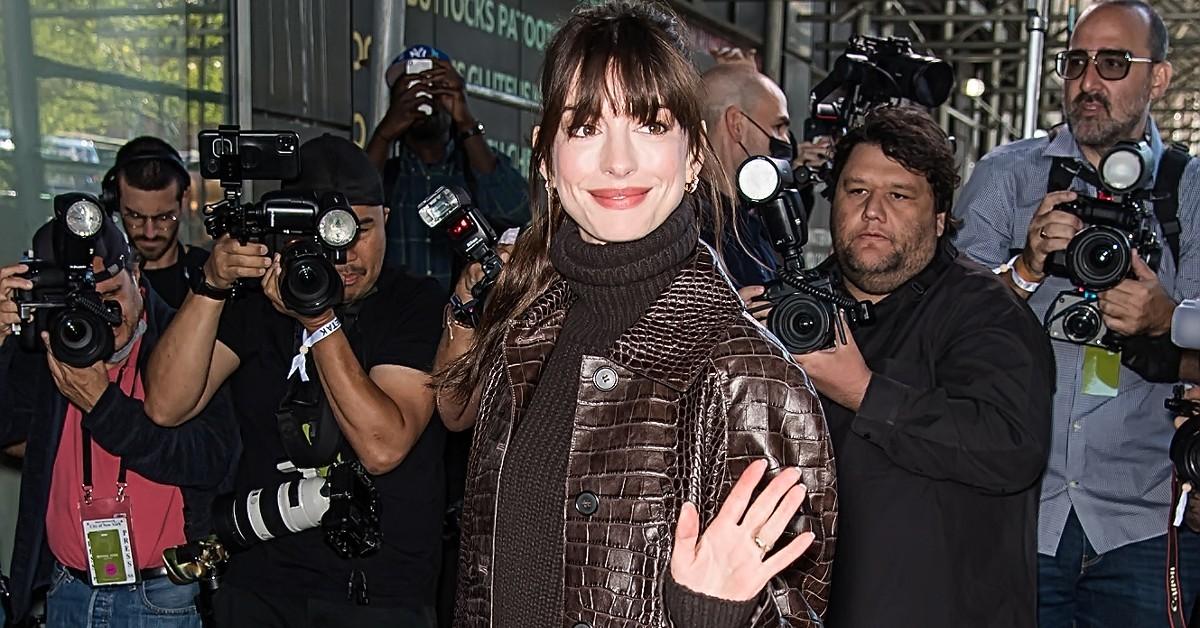 Anne Hathaway Channels Her 'The Devil Wears Prada' Character At NYFW