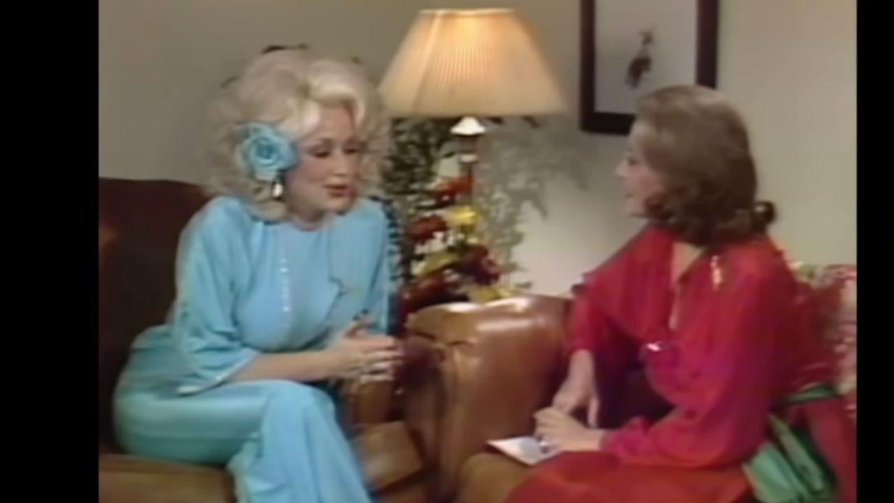 image of Dolly Parton and Barbara Walters