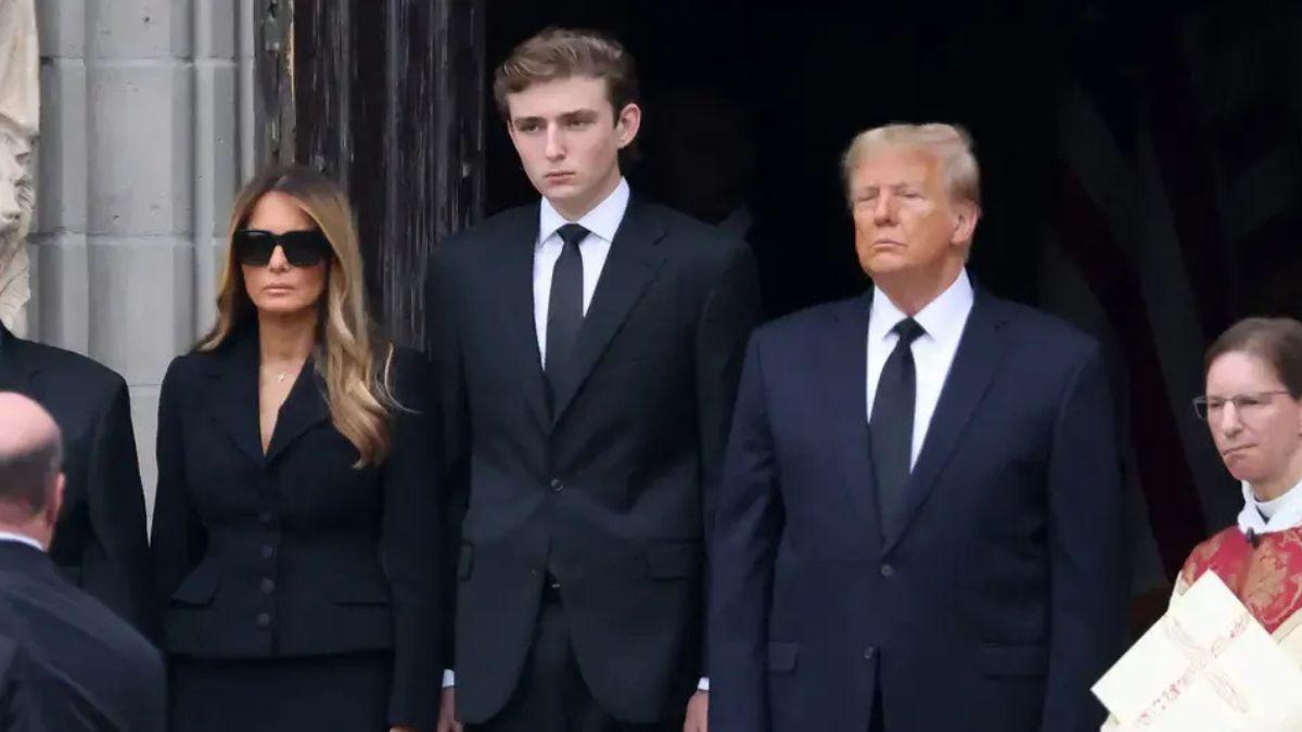 Photo of Melania, Barron and Donald Trump