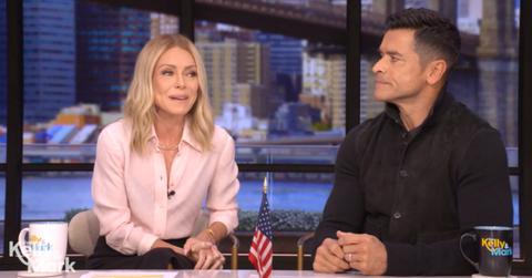 Photo of Kelly Ripa and Mark Consuelos.