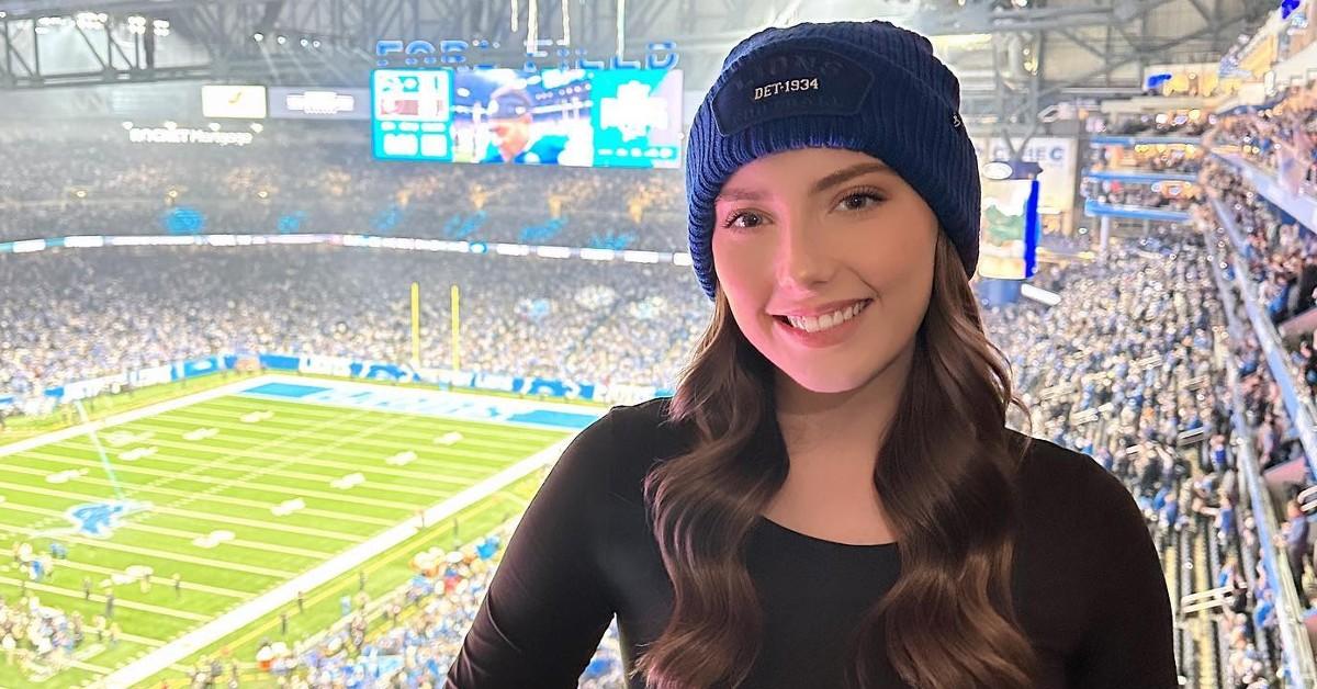 Hailie Jade Scott Shares Rare Photo With Her Family At Lions Game