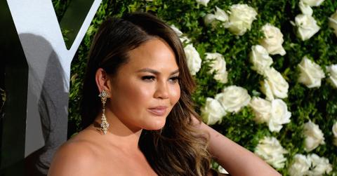 Chrissy teigen blonde hair photos 1