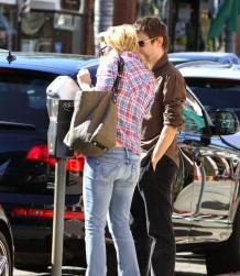 2010__10__FP_5975715_Hudson_Bellamy_FP6_103010 218×300.jpg