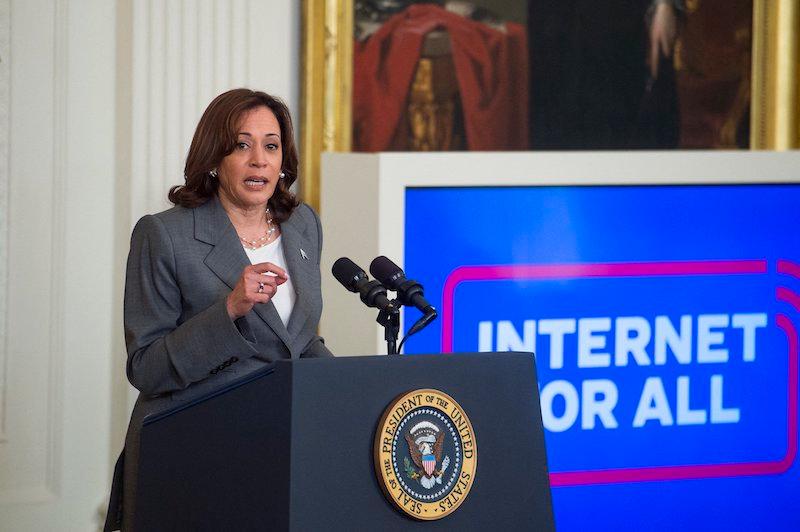 kamala harris defends joe biden age