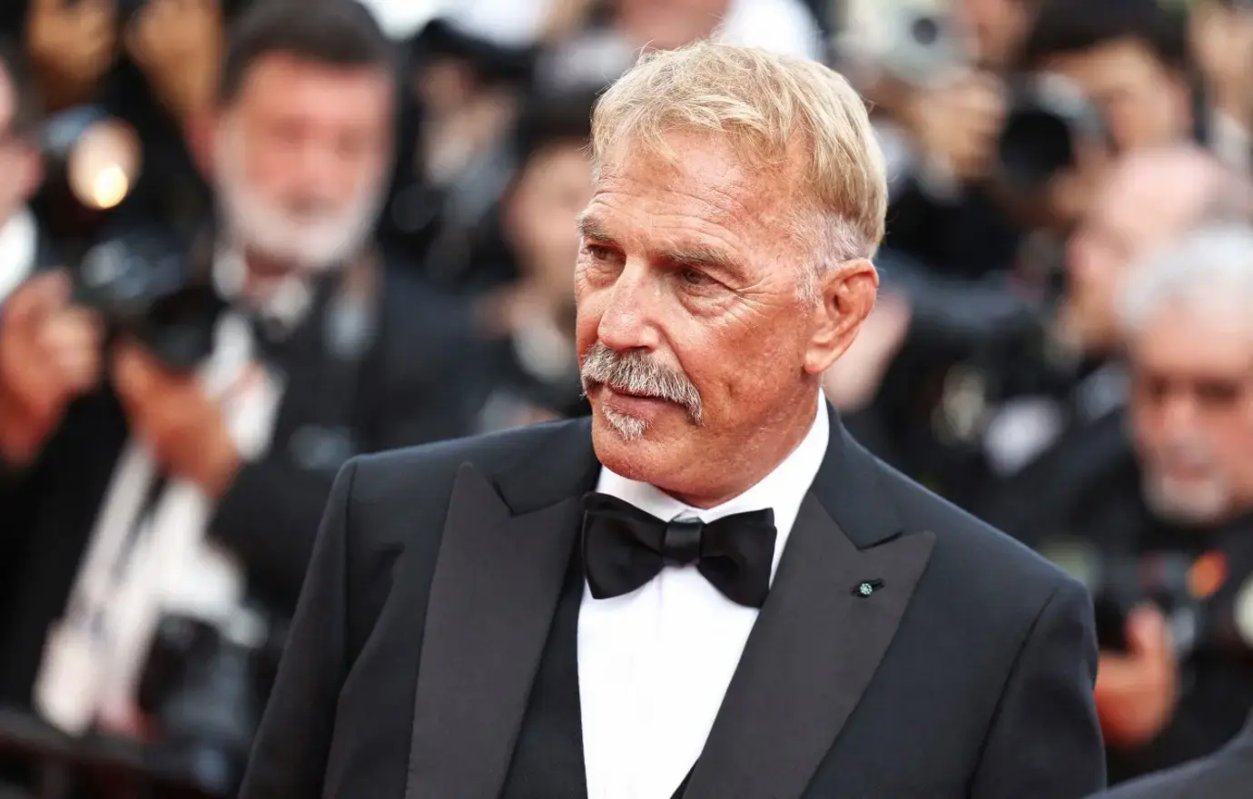 kevin costner not opposed dating actress must sign prenup