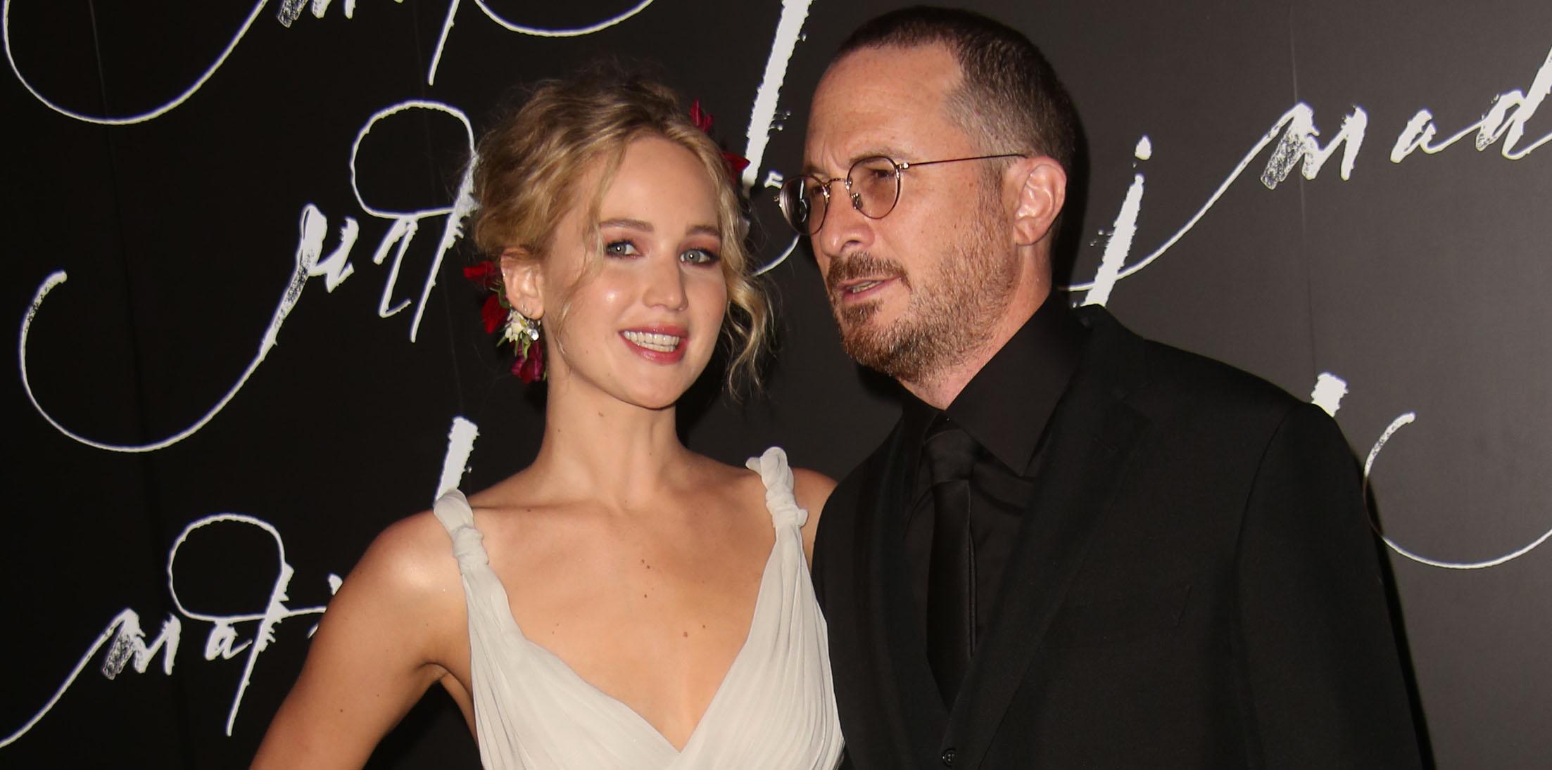 Jennifer lawrence darren aronofsky red carpet pda feature