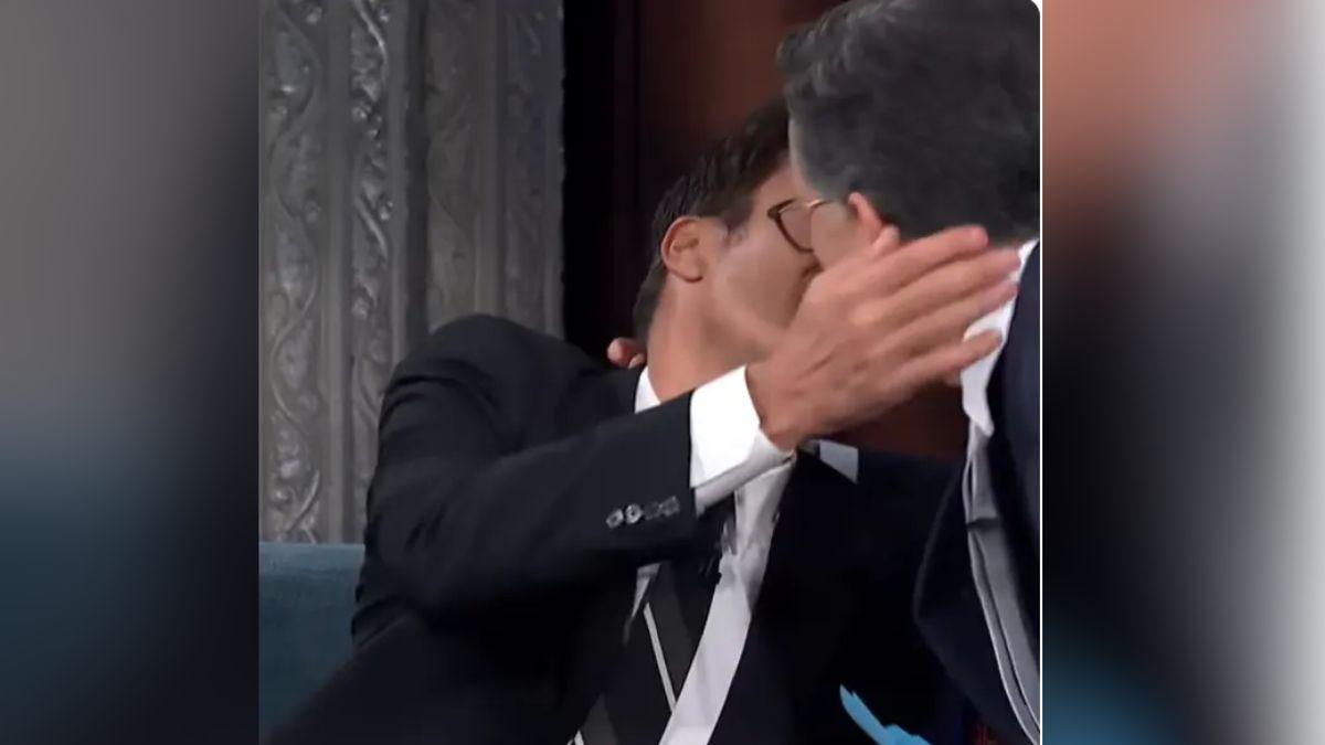 Image of Jimmy Fallon and Stephen Colbert kissed during 'The Late Show' appearance.
