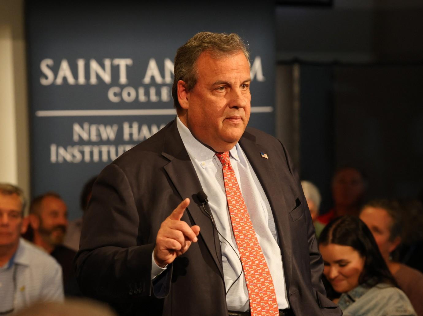 chris christie vivek ramaswamy