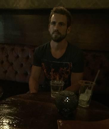 Nick viall