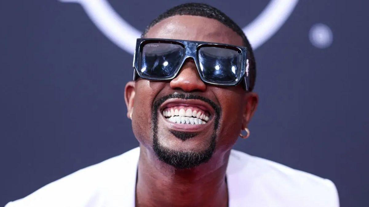 Photo of Ray J revealed he's taking eight medications to treat his 'black heart.'