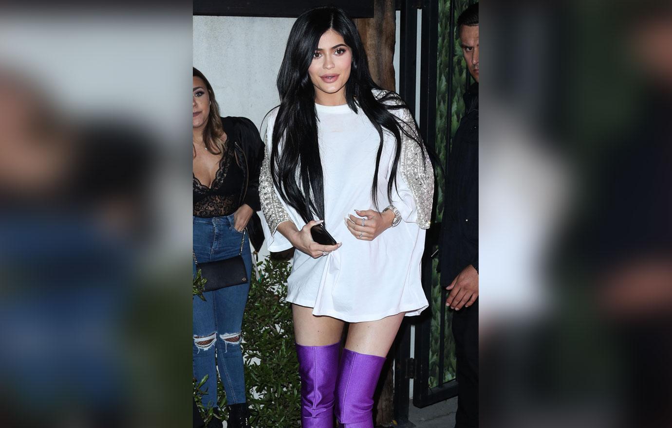 Kylie jenner post baby body