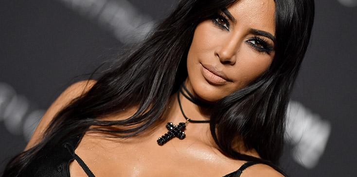 Kim kardashian gets grill made during wildfires calabasas pics