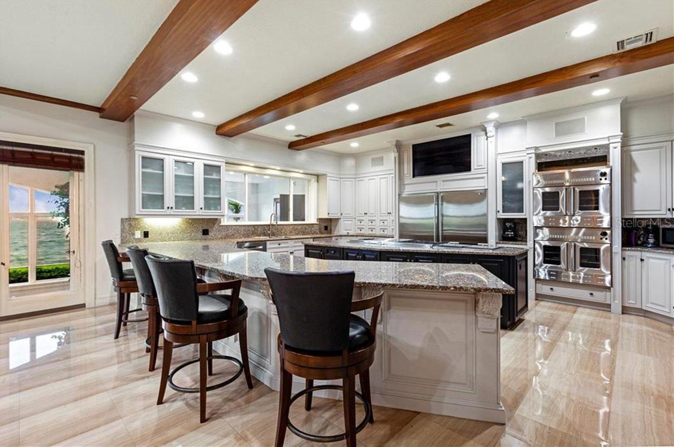 shaquille oneal lists florida home celeb real estate