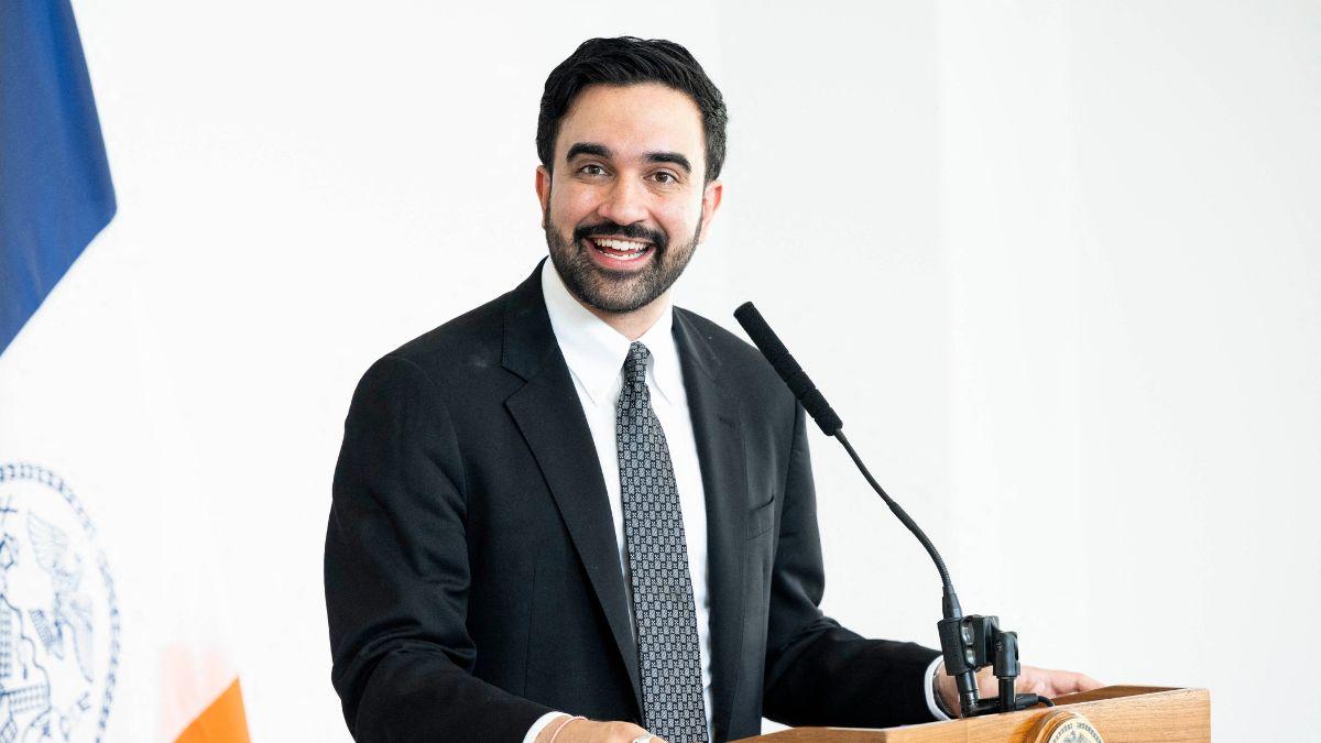 image of Zohran Mamdani defended his response by comparing it to questions he received on the campaign trail.