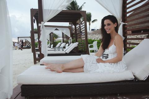 Check Out The Hottest Celeb Pics This Week