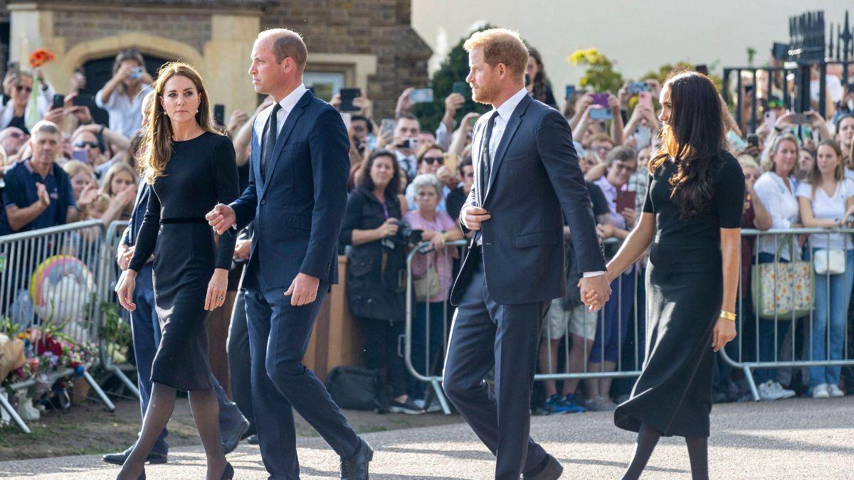 image of royal family