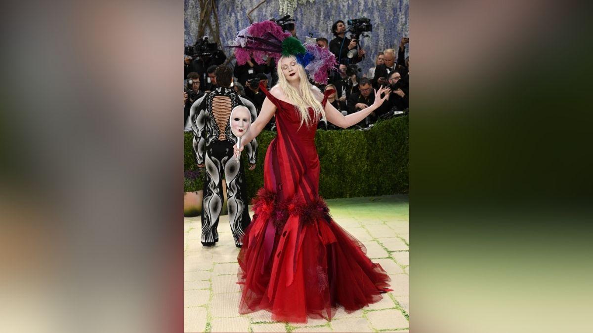 met gala  craziest outfits photos