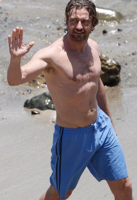 6gerard_butler_0_ _1.jpg