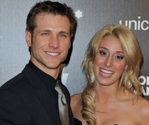 2011__08__jake pavelka vienna girardi aug4mbq 300×295.jpg