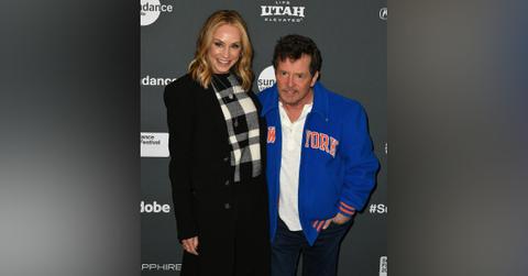 michael j fox wife sit courtside ny knicks celebrate life parkinsons
