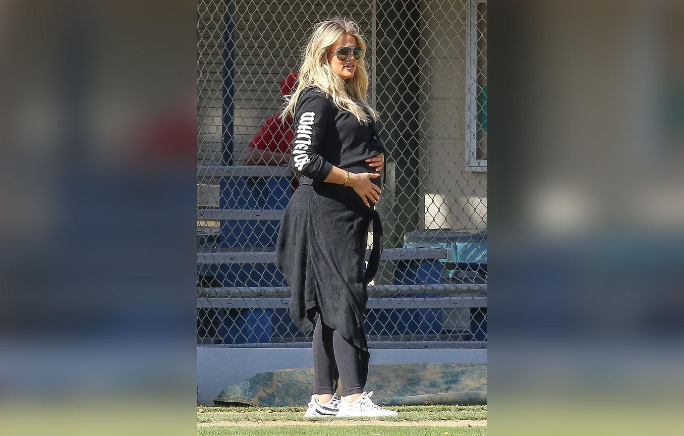 Celebs pregnancy styles