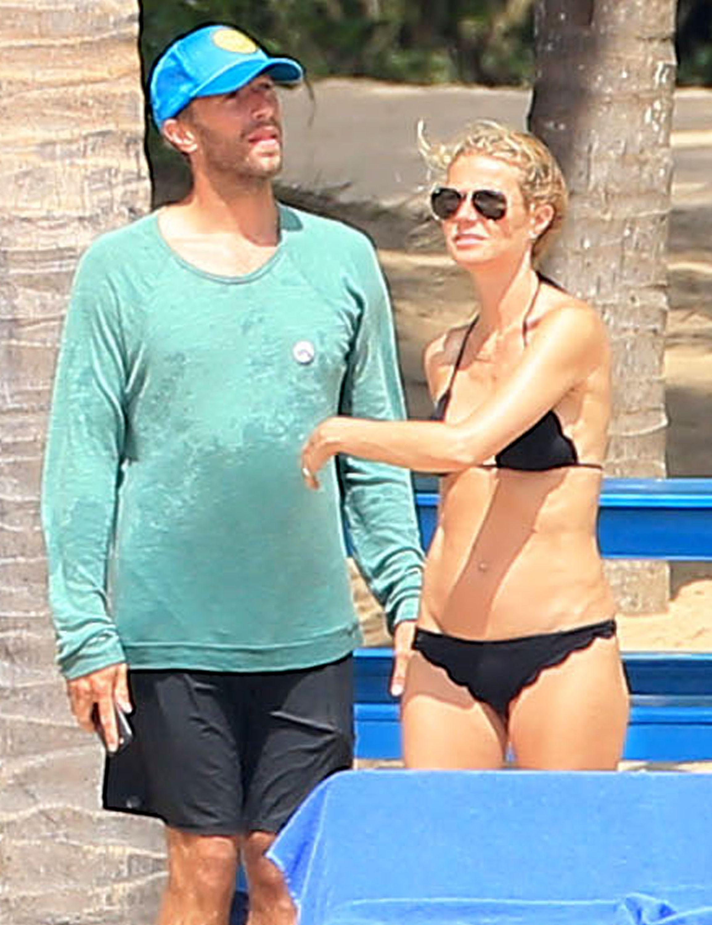 Exclusive&#8230; Gwyneth Paltrow &amp; Chris Martin Consciously Re Couple For Family Vacay in Mexico &#8211; NO INTERNET USE WITHOUT PRIOR AGREEMENT