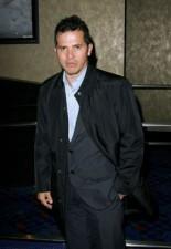 2007__10__3879 155×225.jpg