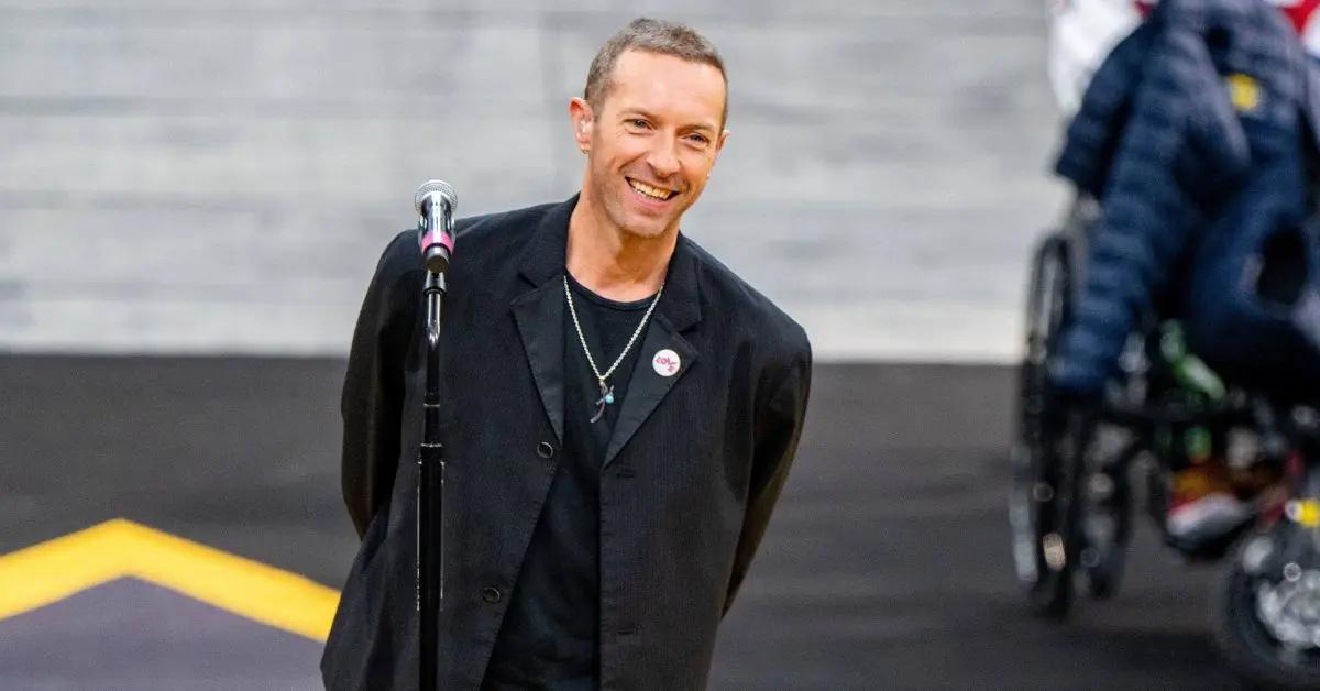 Image of Coldplay frontman Chris Martin joked about the couple having 'an affair' during his concert.