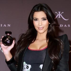 2010__10__Kim_Kardashian_Oct28news 297&#215;300.jpg