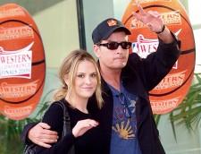 2009__12__wenn5300042 225×172.jpg