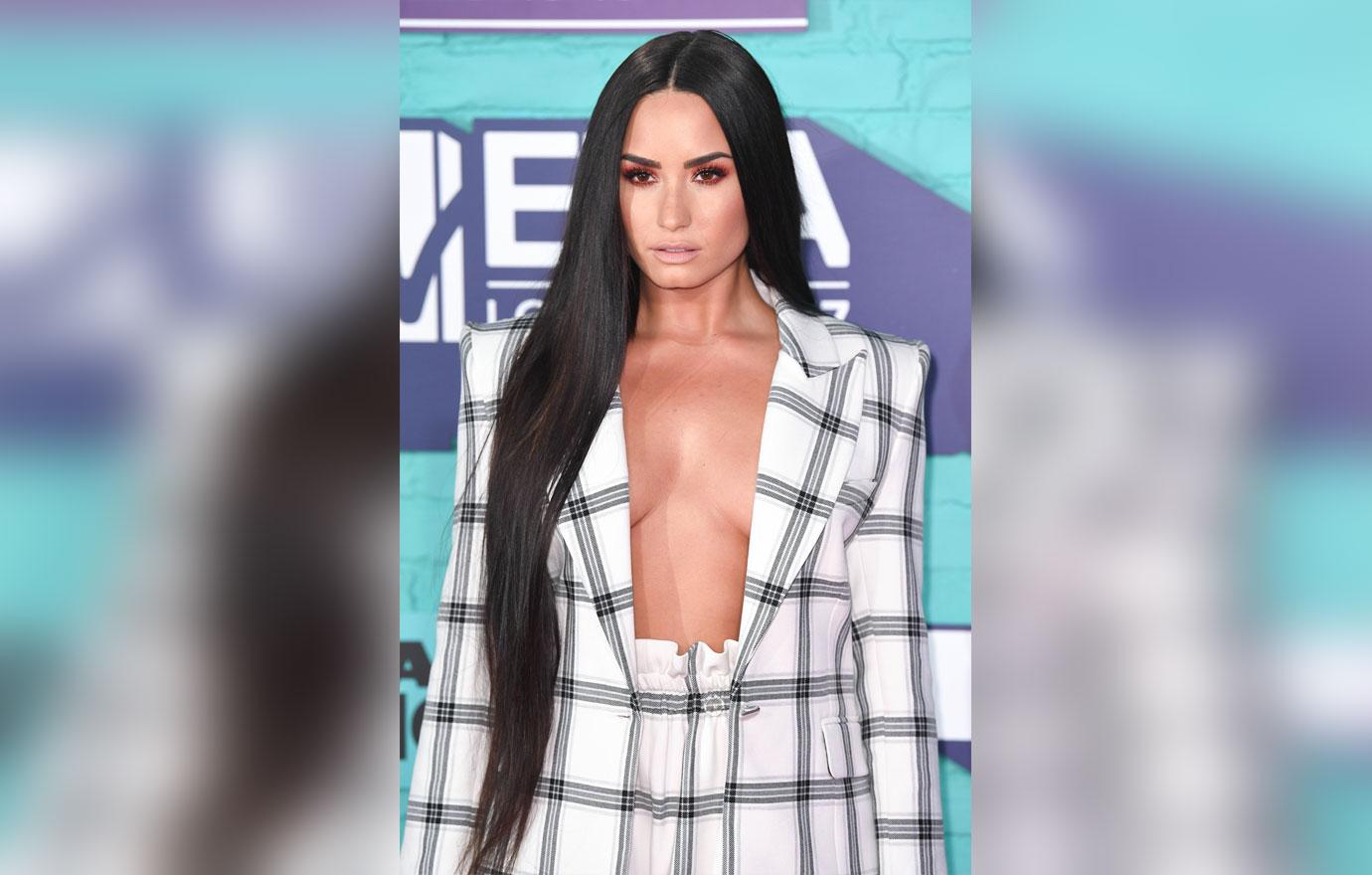 Demi Lovato At MTV EMA 2017