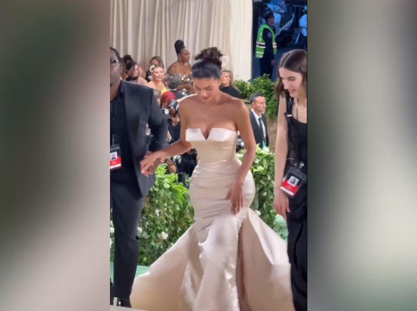 Kylie Jenner Attends Met Gala Solo Amid Timothee Chalamet Split Rumors