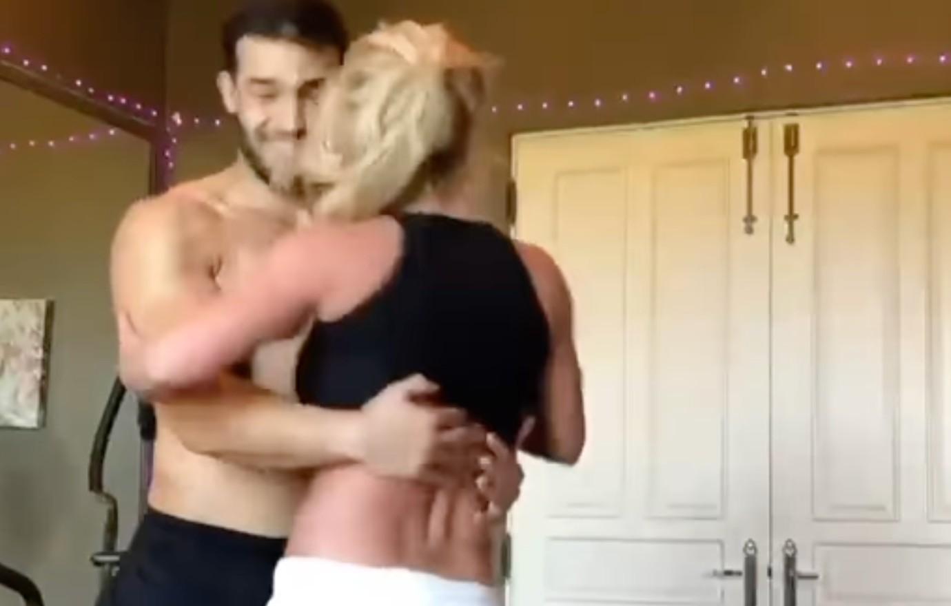 britney spears misses being vulnerable shirtless video sam asghari